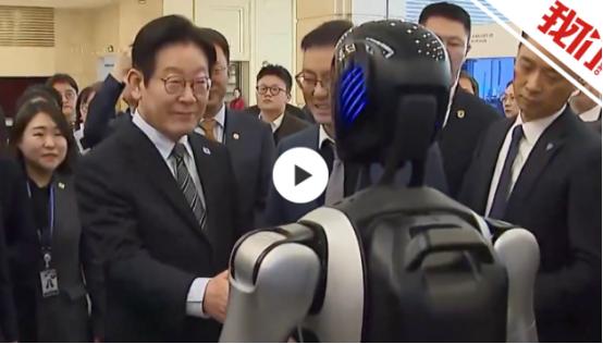 李在明为什么要半路“逃跑”？别信什么行程太忙的鬼话。他是怕面子挂不住。看看咱们上