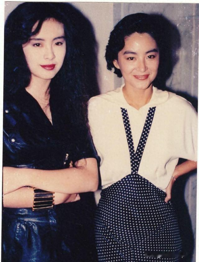 林青霞王祖贤这两个名字放一起就是绝杀啊💥一个英气飒爽，一个幽艳入骨，同框即