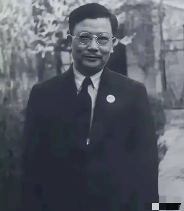 1943年，一个害死200多人的大叛徒，找李克农自首，李克农与他聊了3天，最终决