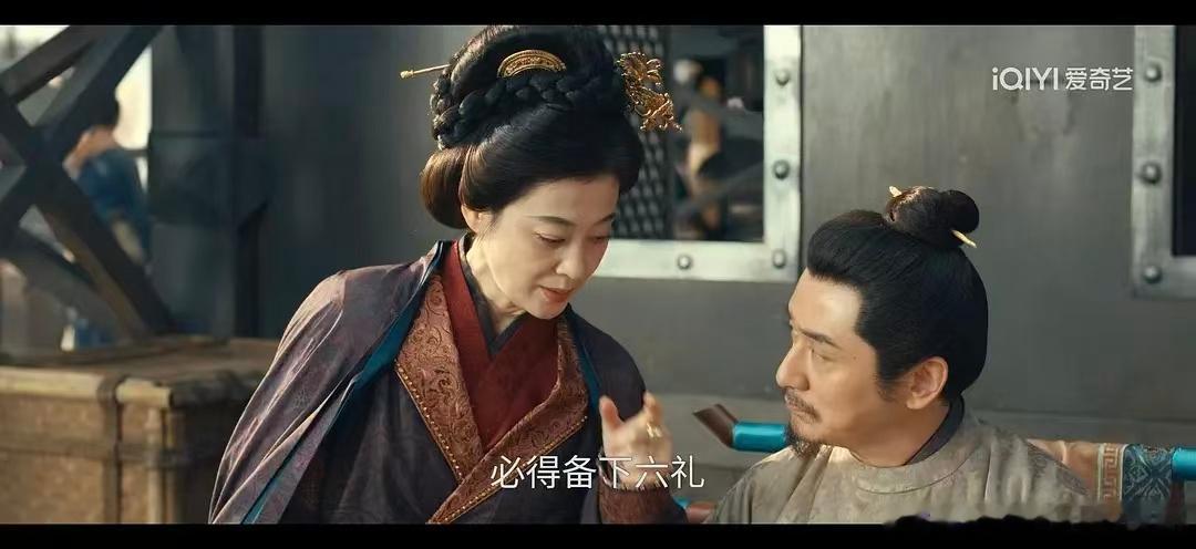 周雨彤和白宇主演的太平年剧情，编剧为了让自己显得和别的偶像剧与众不同，把男主救女