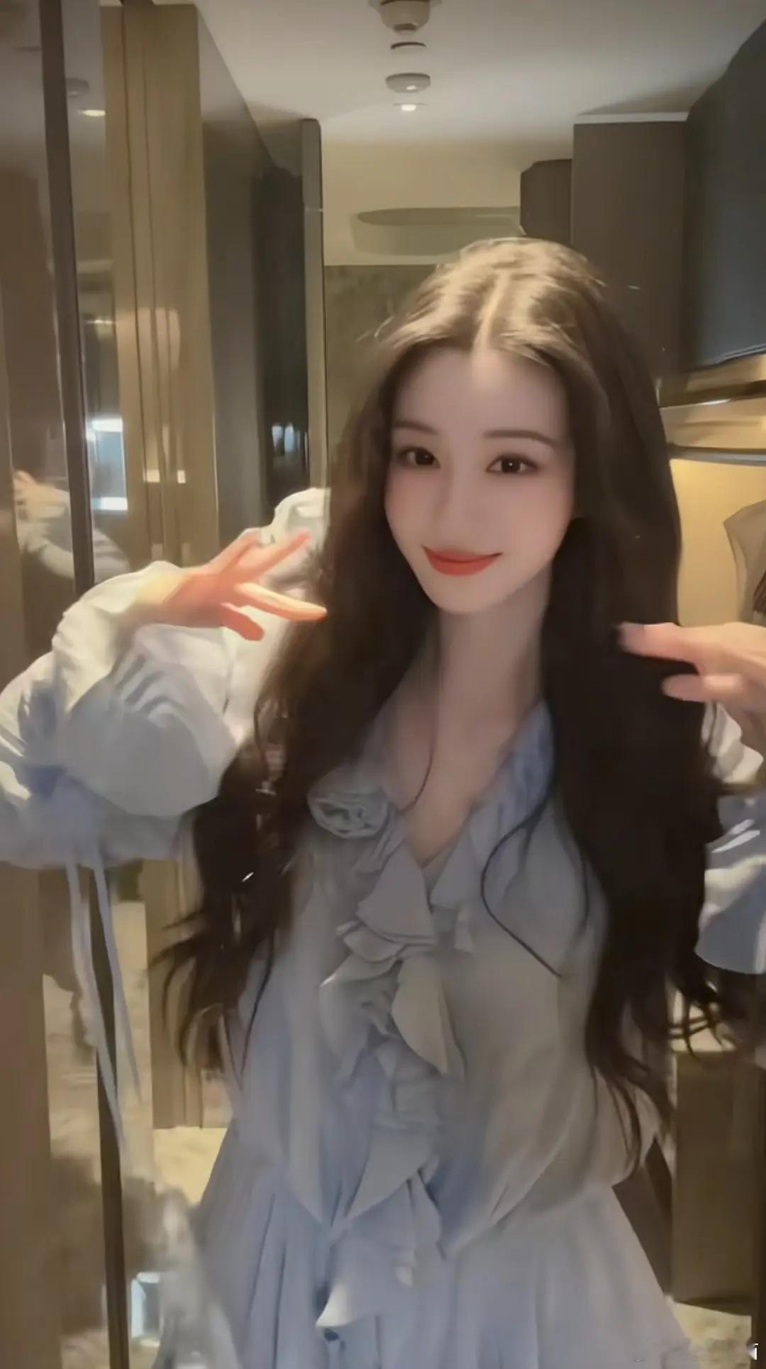 王楚然视频磨皮开好大啊，还是生图好看