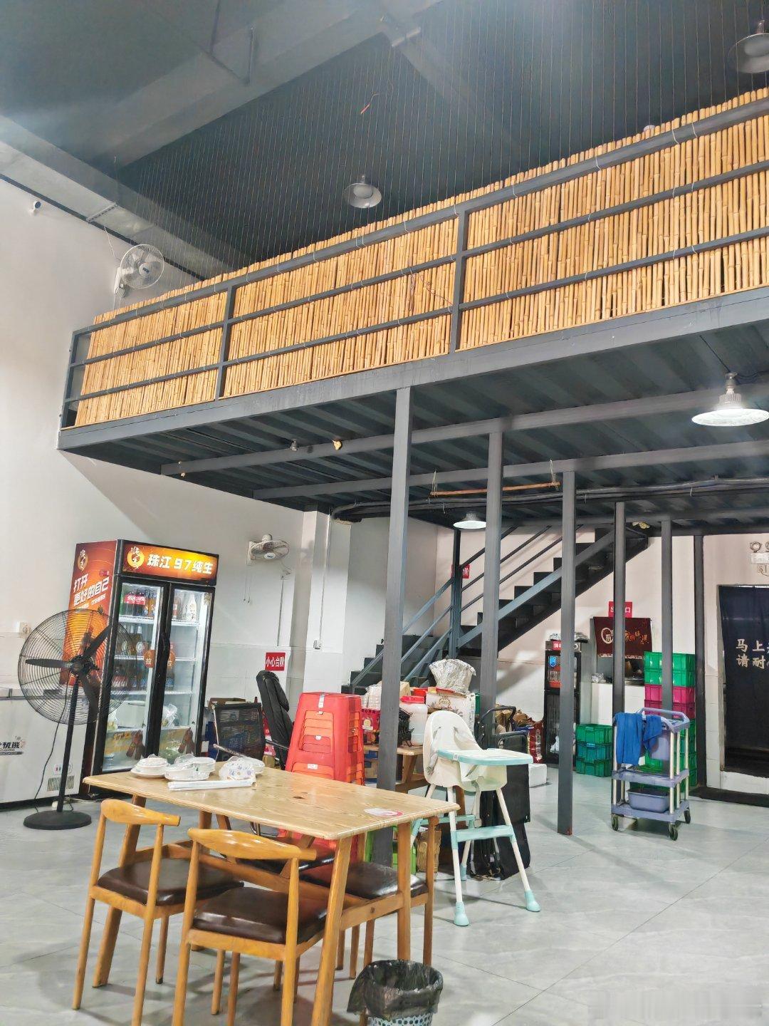 中午来坂田吃川菜，宜宾口味，微辣，不要麻，花了222元，感觉味道还可以，不如高三