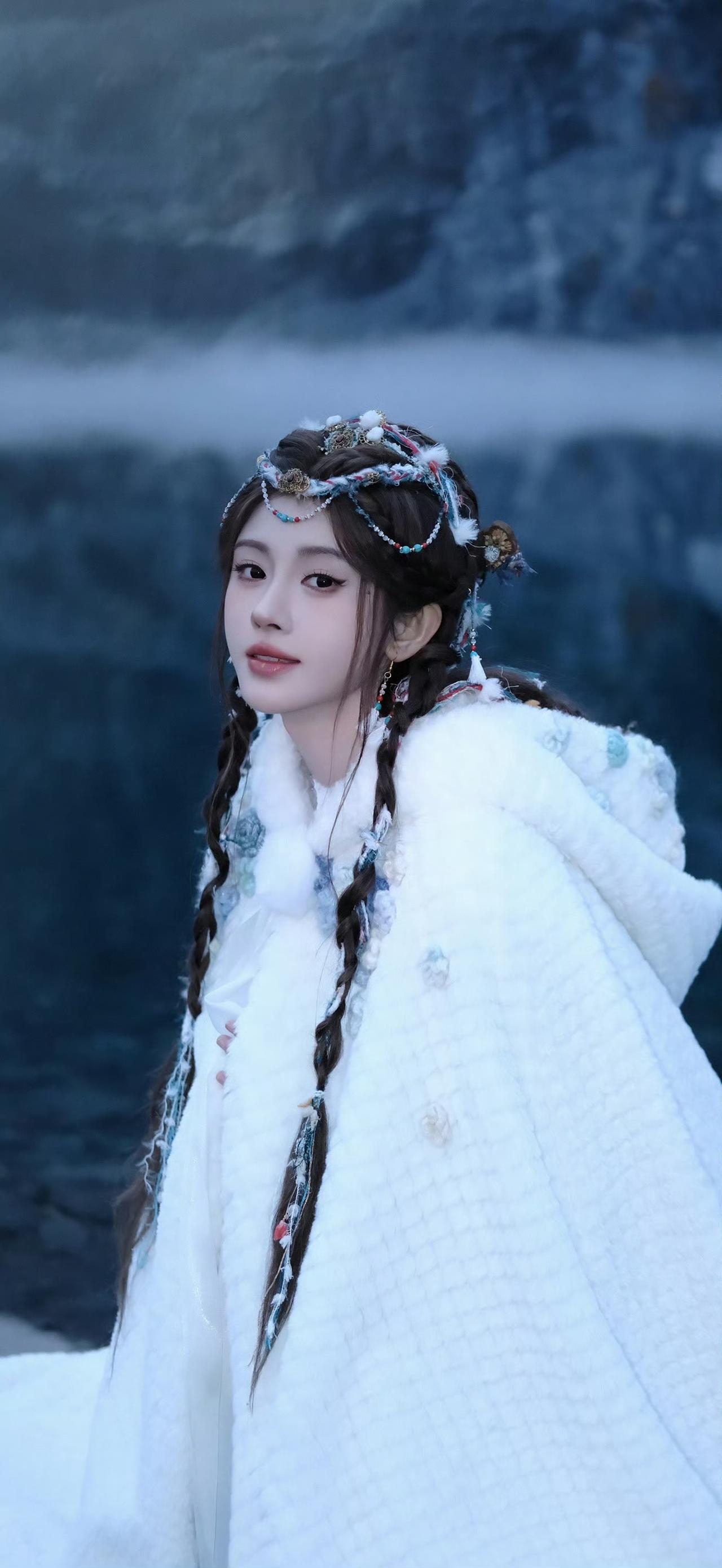 美女壁纸-第6116期-鞠婧祎