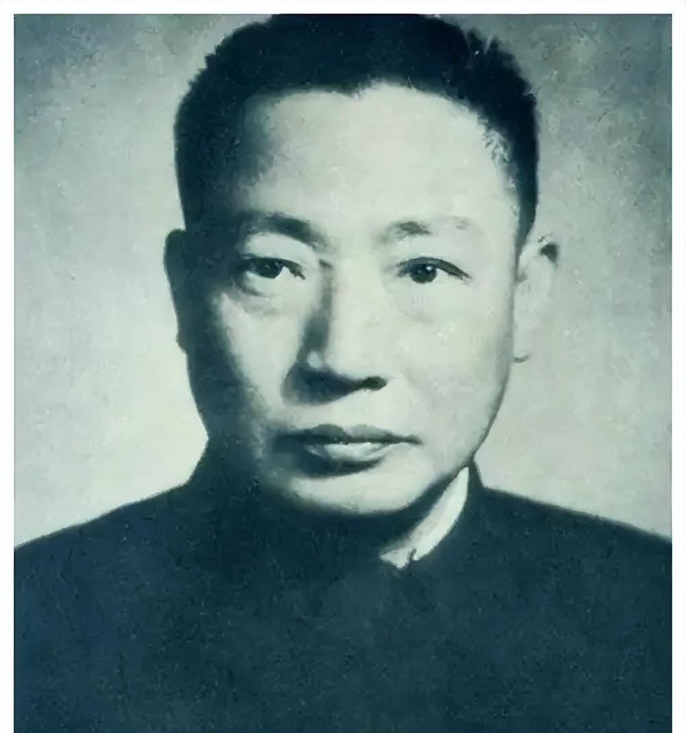 1956年毛人凤去世后追认上将，却引发讽刺：难道戴笠还要向毛人凤行礼吗？195