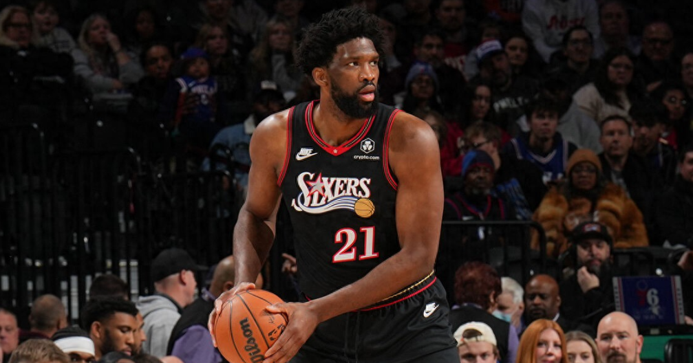 费城76人在主场以115-105力克印第安纳步行者，乔尔-恩比德此役23中12狂