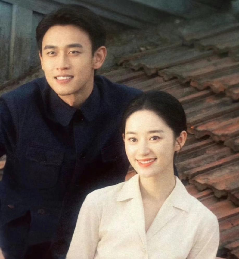 全网都在催他们三搭！王天辰郭晓婷，光靠眼神就甜晕观众的“纯爱战神”，内娱还有第