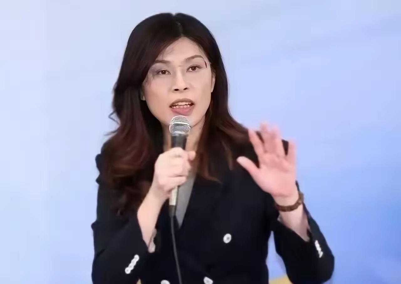 中国国民党发表严正声明，8月2日这天，国民党那边坐不住了。他们说话了，说菲律