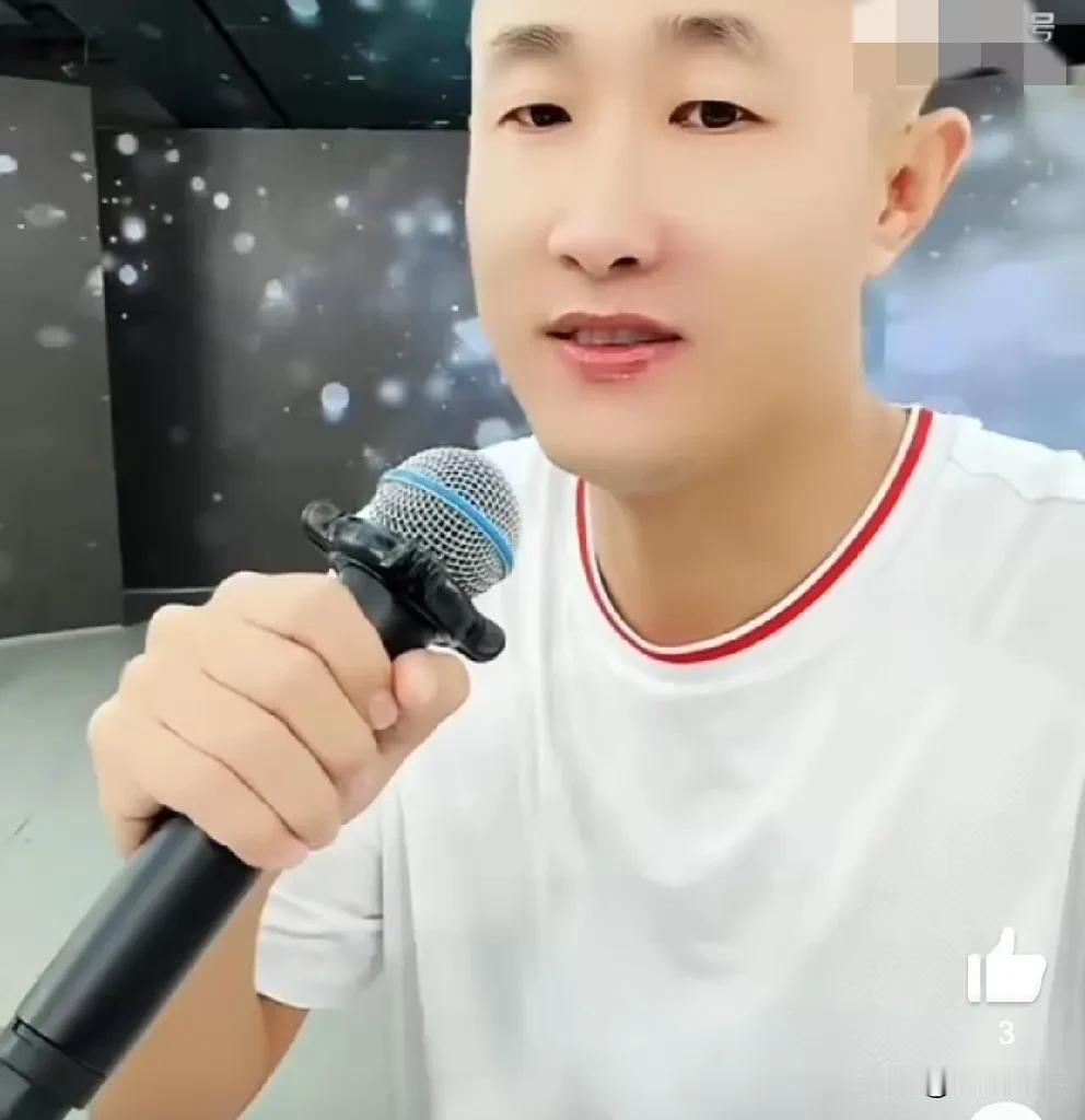张二嫂调侃红眼病犯了，我听说菲妹今天30多万人！背着我
