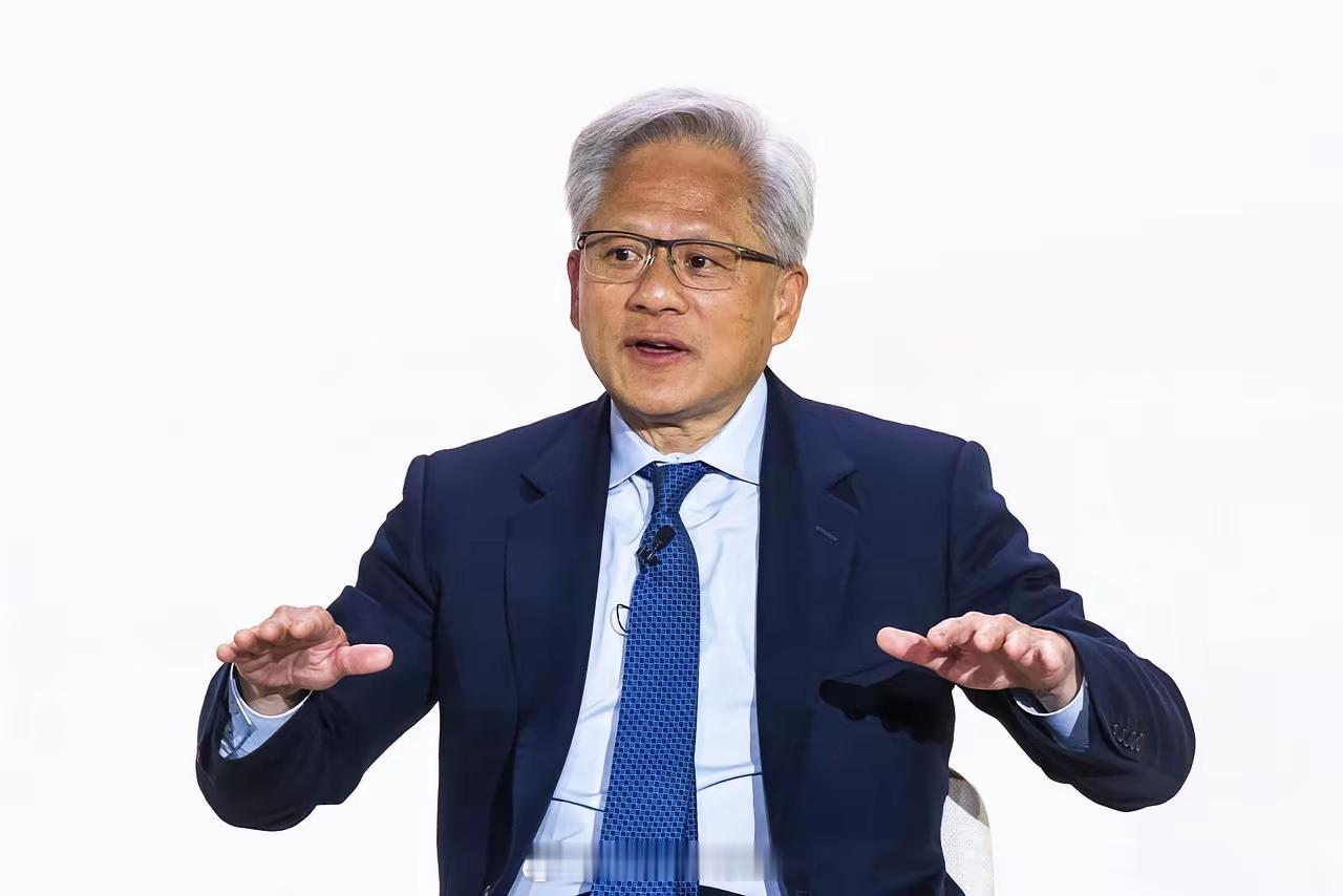 英伟达市值冲上5.6万亿美元，黄仁勋身价重回2000亿美元，全球第七。但如果看一