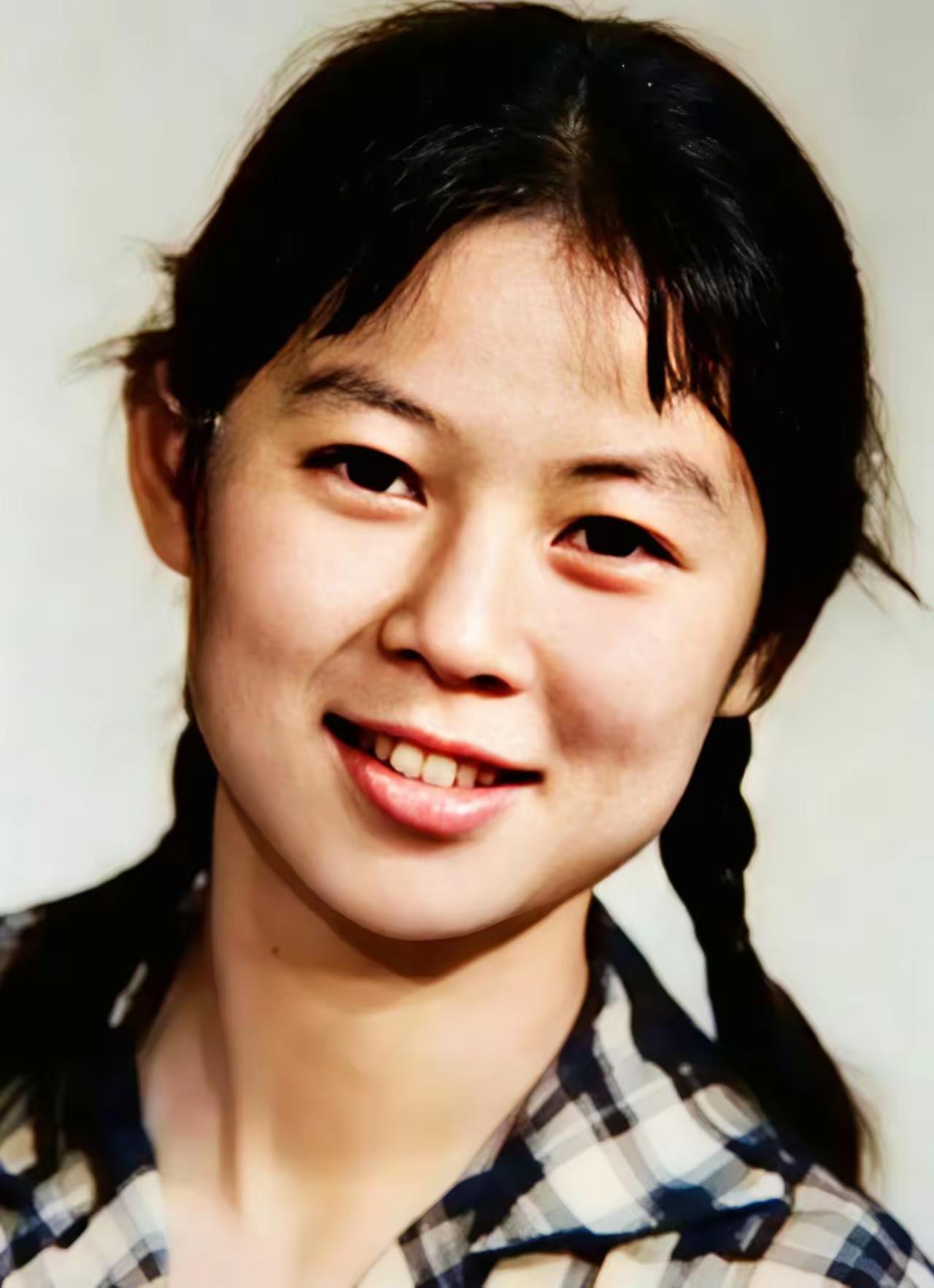 2019年，高晓松在新书宣发采访时，不光炫耀了他的院士家族，还自负评价："我妈比