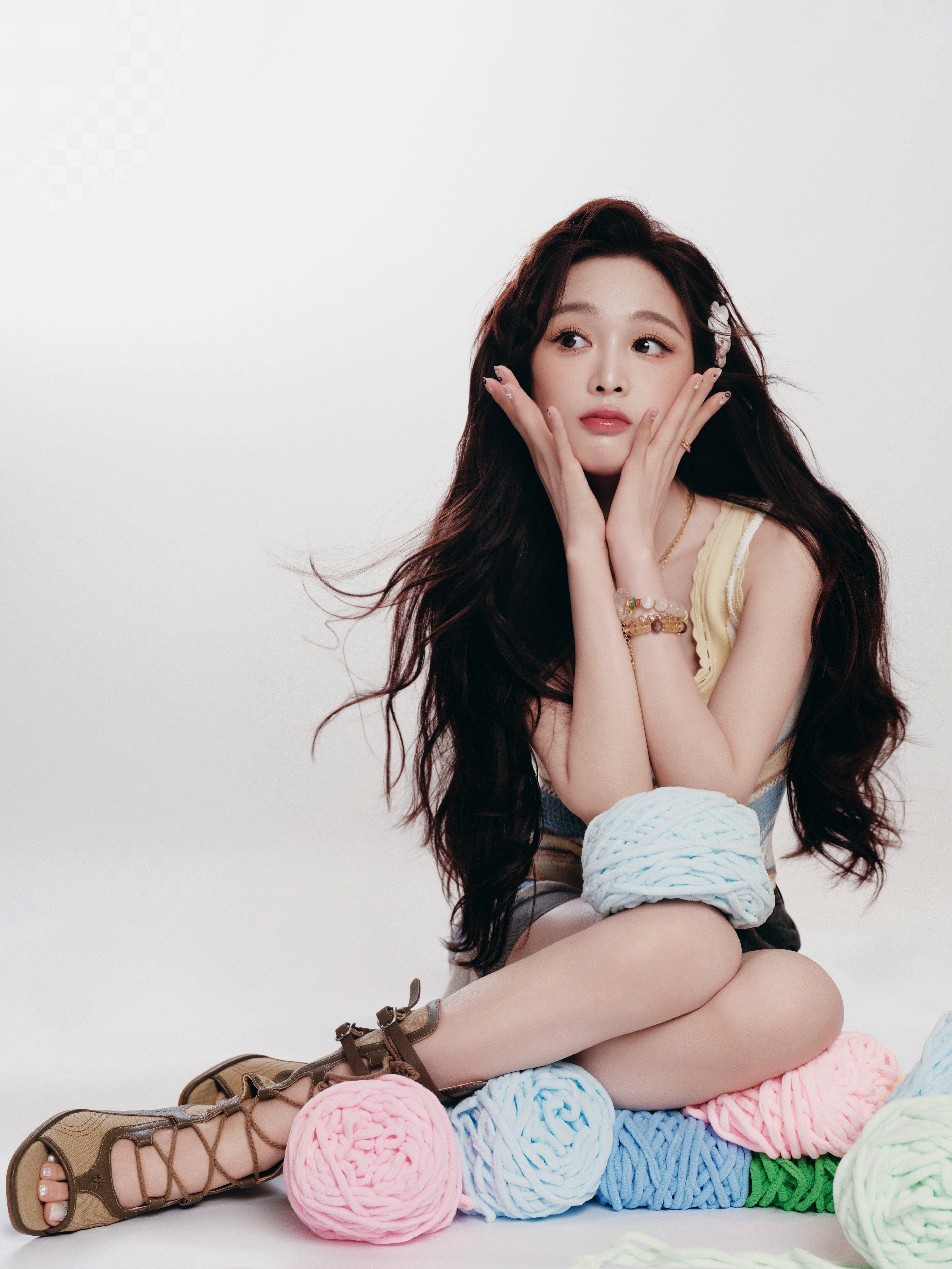 吴宣仪玉足脚脚，顶不住，发射发射＞＞＞💕💕💕
