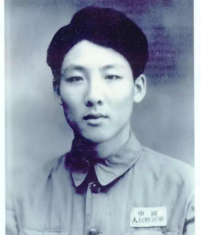 1950年的元宵节，准备回家的孙家栋，发现食堂今天竟然有红烧肉，一时馋嘴的他，便