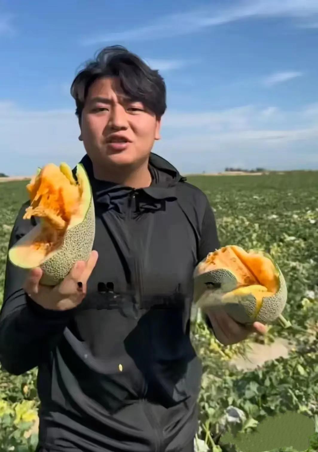 一夜之间，全红婵哥哥几十万粉丝蒸发，只因上综艺、开直播时说了几句“真心话”。他道