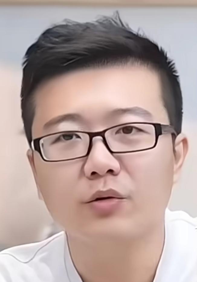 经常听莱维聊球，很多时候非常认同他的观点，但最近他一句“国乒队员总用基本功硬扛，