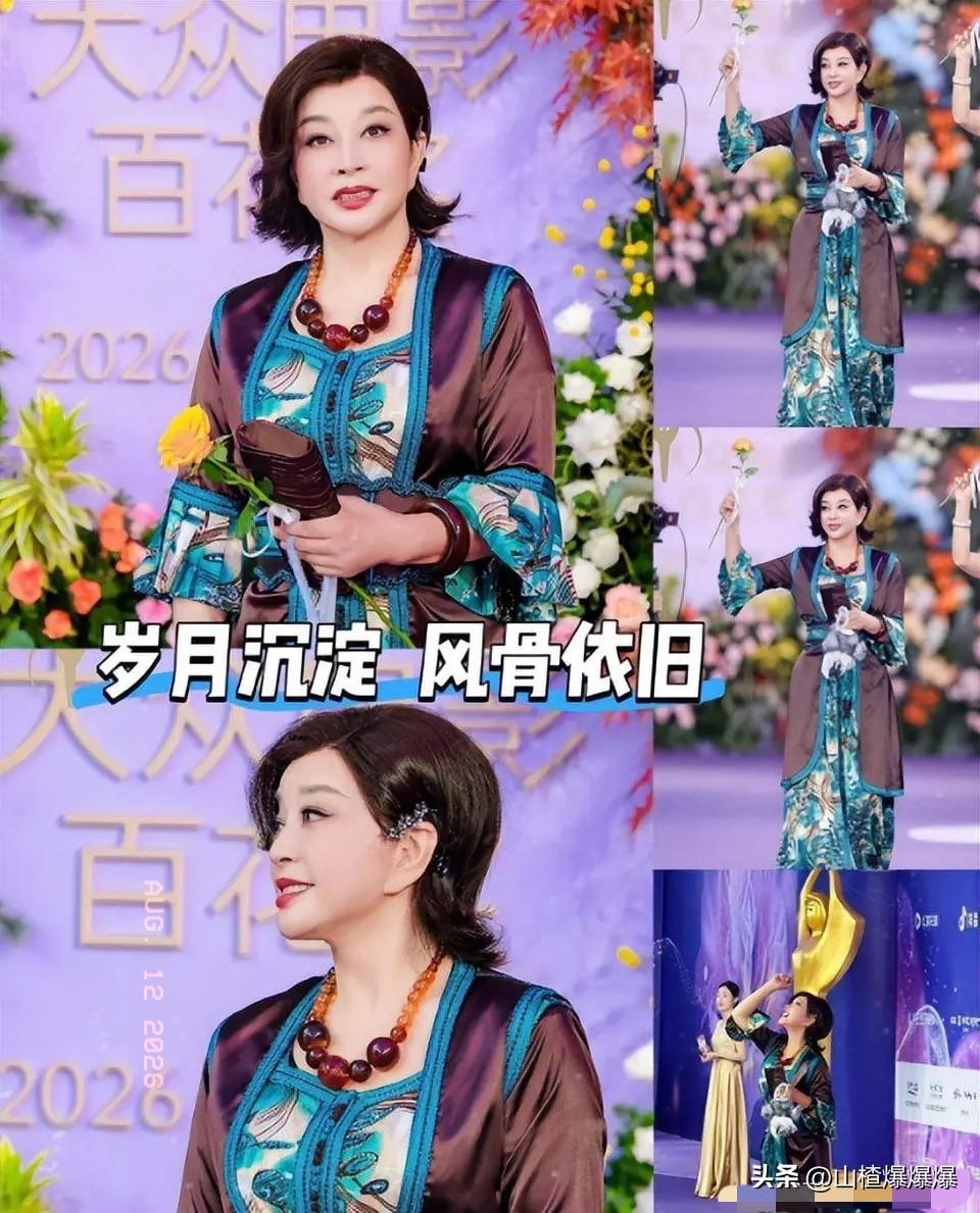 作为一名资深健身达人，不得不说一句大实话，看到75岁的刘晓庆能穿着高跟鞋赶场