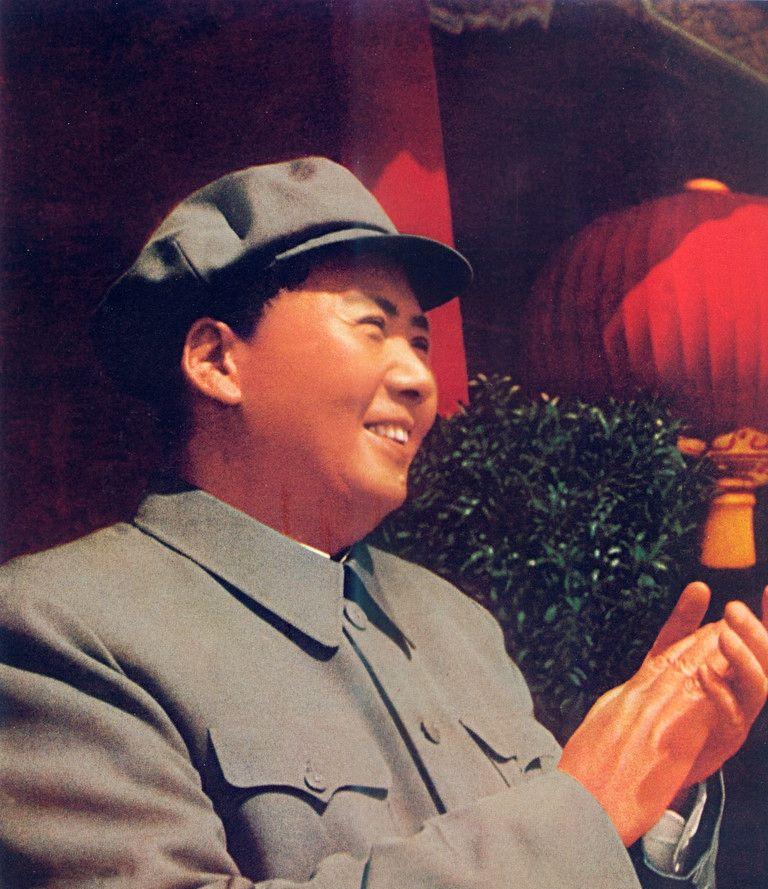 彭真说：“五一六通知’就是整我的，但我还是举了手的。我那时觉得毛主席还是对的。后
