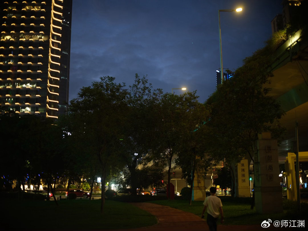 晚安每一天，献上广州浪漫的歌曲时刻浪漫夜景广州·珠江新城拍不够的珠江新
