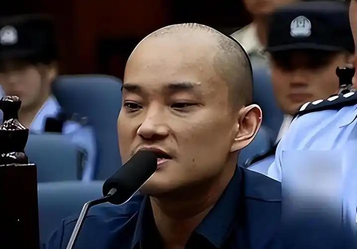 无视中方发出的警示，始终不以为意，直到团伙被我方一举铲除，才看清中国是下定决心出