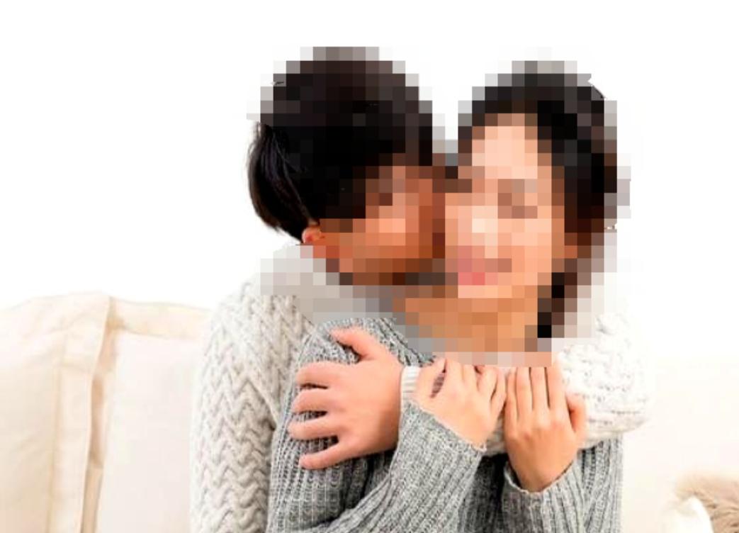 深圳，一女子到大城市打工投靠男友，男友给她介绍去烧烤店上班。入职后，女子就跟烧烤