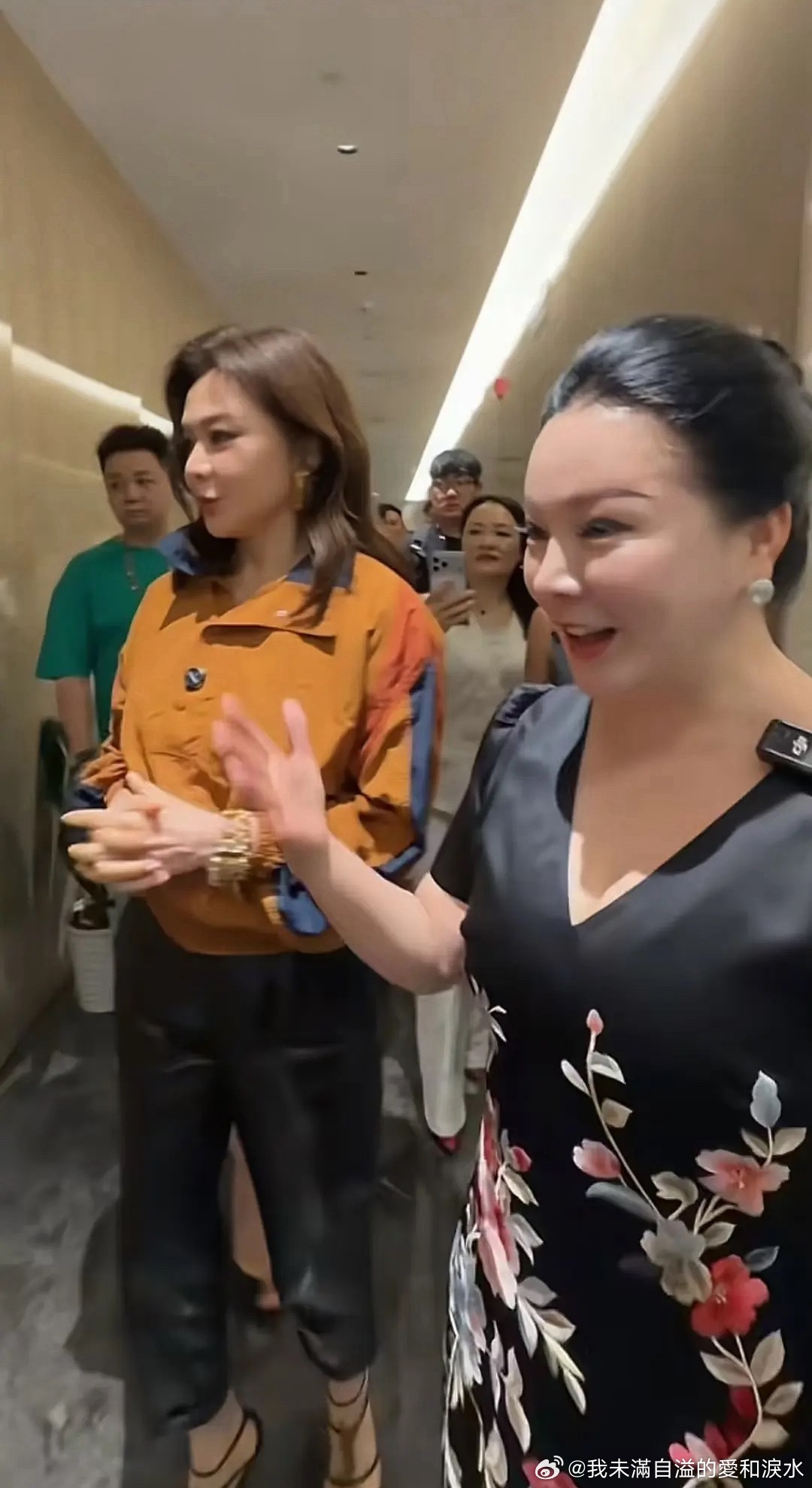 医美就像开盲盒，拆到最后发现全是隐藏款的“同一张脸”。​​​