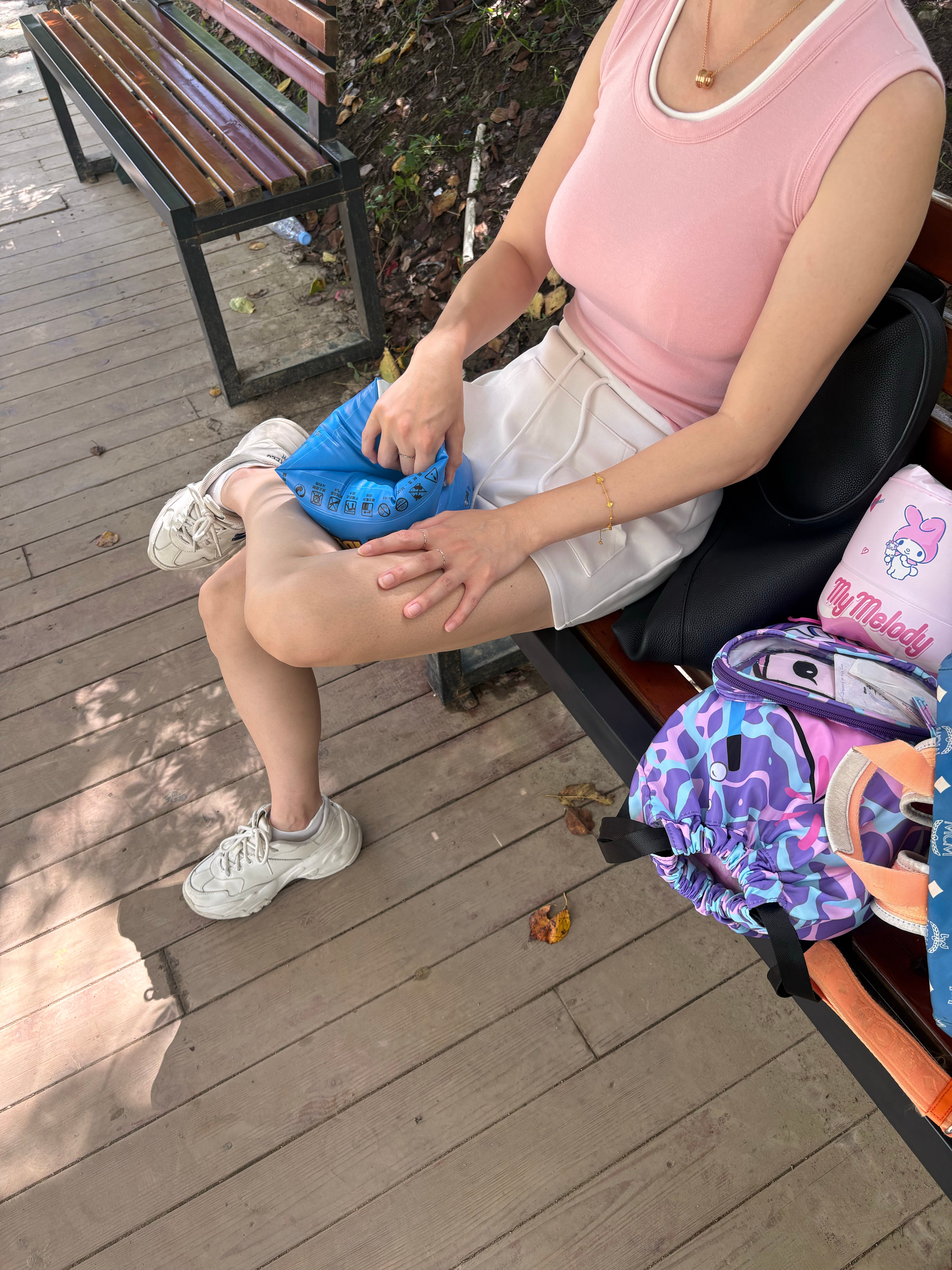 感觉老婆这样穿搭一下子年轻的十几岁今天老婆穿这样今天穿什么ootd