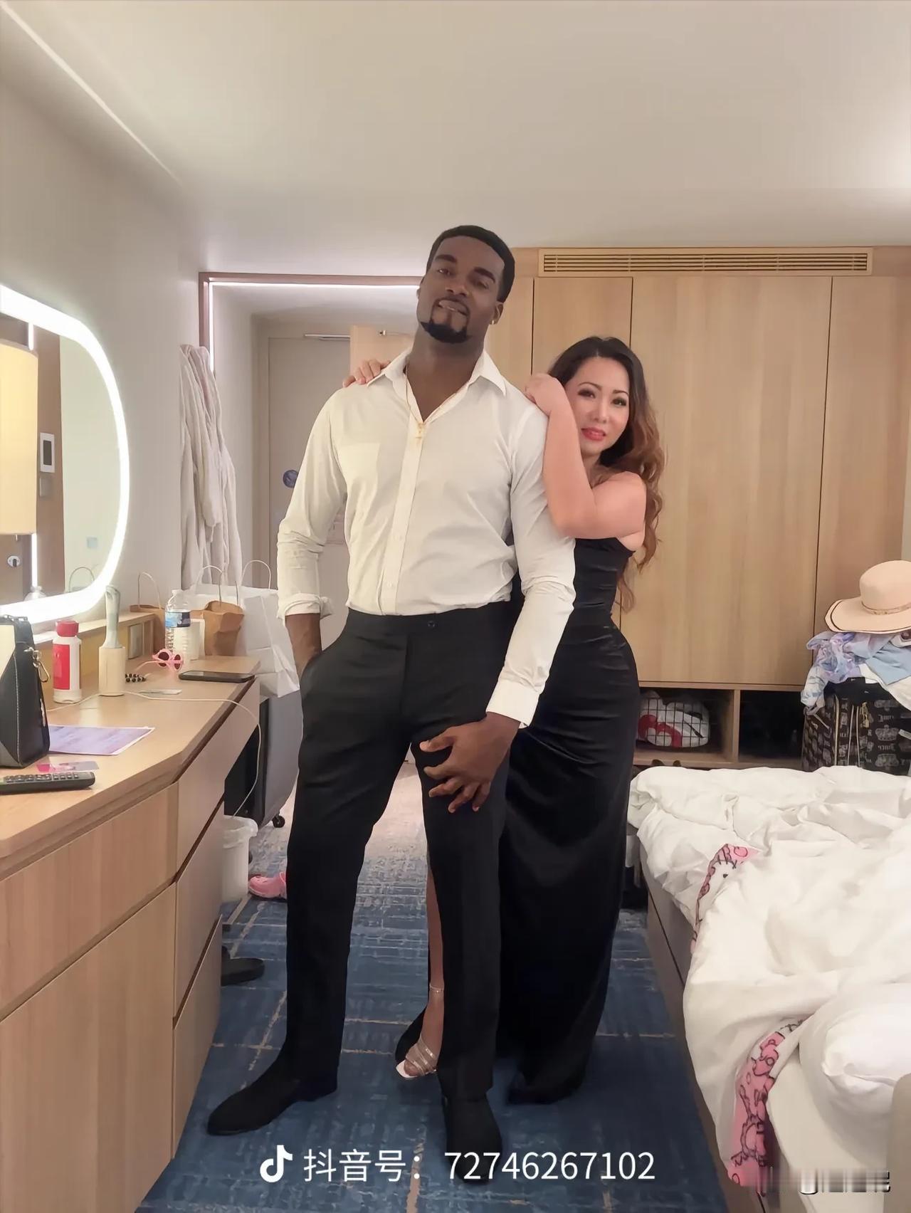 就找不到个合适的对象吗？好歹我们自己也有那么多民族了，这么多风格还不够吗？