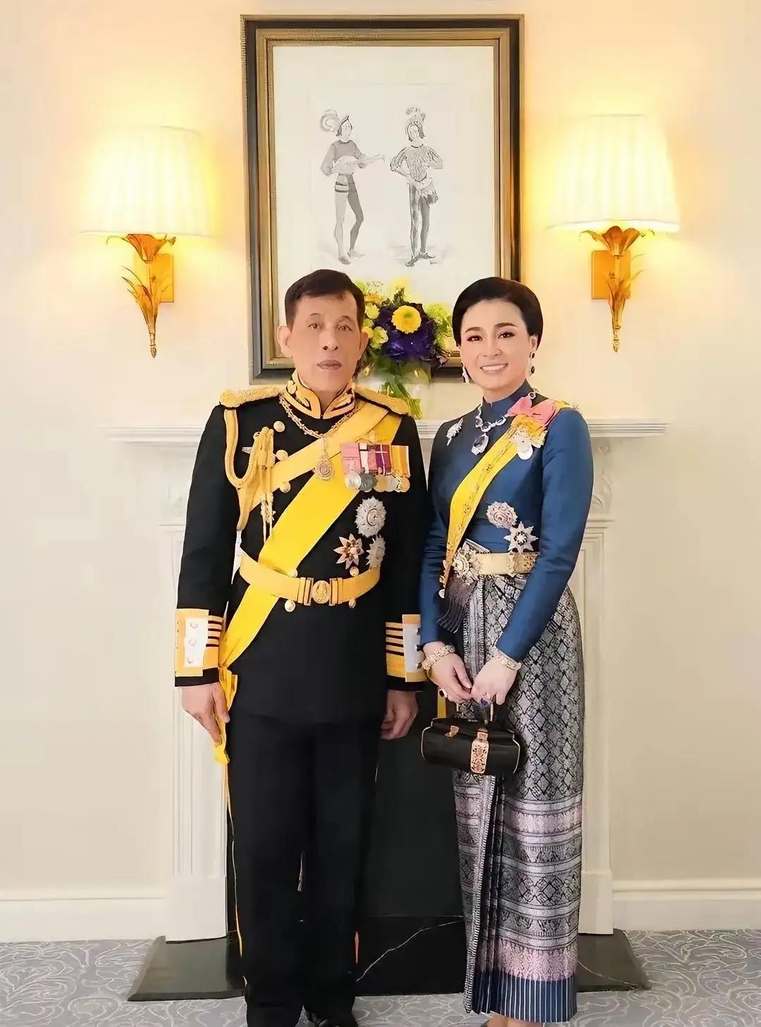 这几天刷到泰国王后苏提达，真的被狠狠震撼到了！这哪里是普通的王室成员，简直是“优