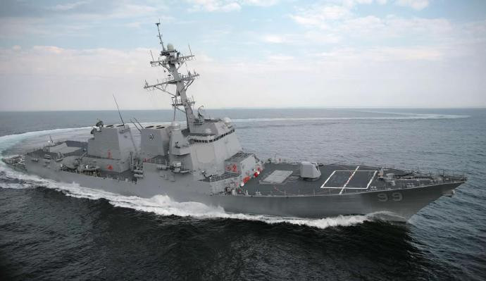 军事ai新视野美国“阿利·伯克”级驱逐舰“阿利·伯克”级驱逐舰（Arleig