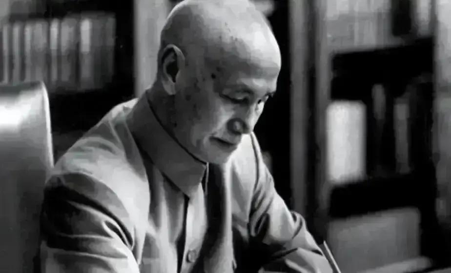 宋子文弥留之际终于松口：西安事变护送蒋介石回到南京当天，叛徒并不是张学良，有个名字我藏了35年，再不