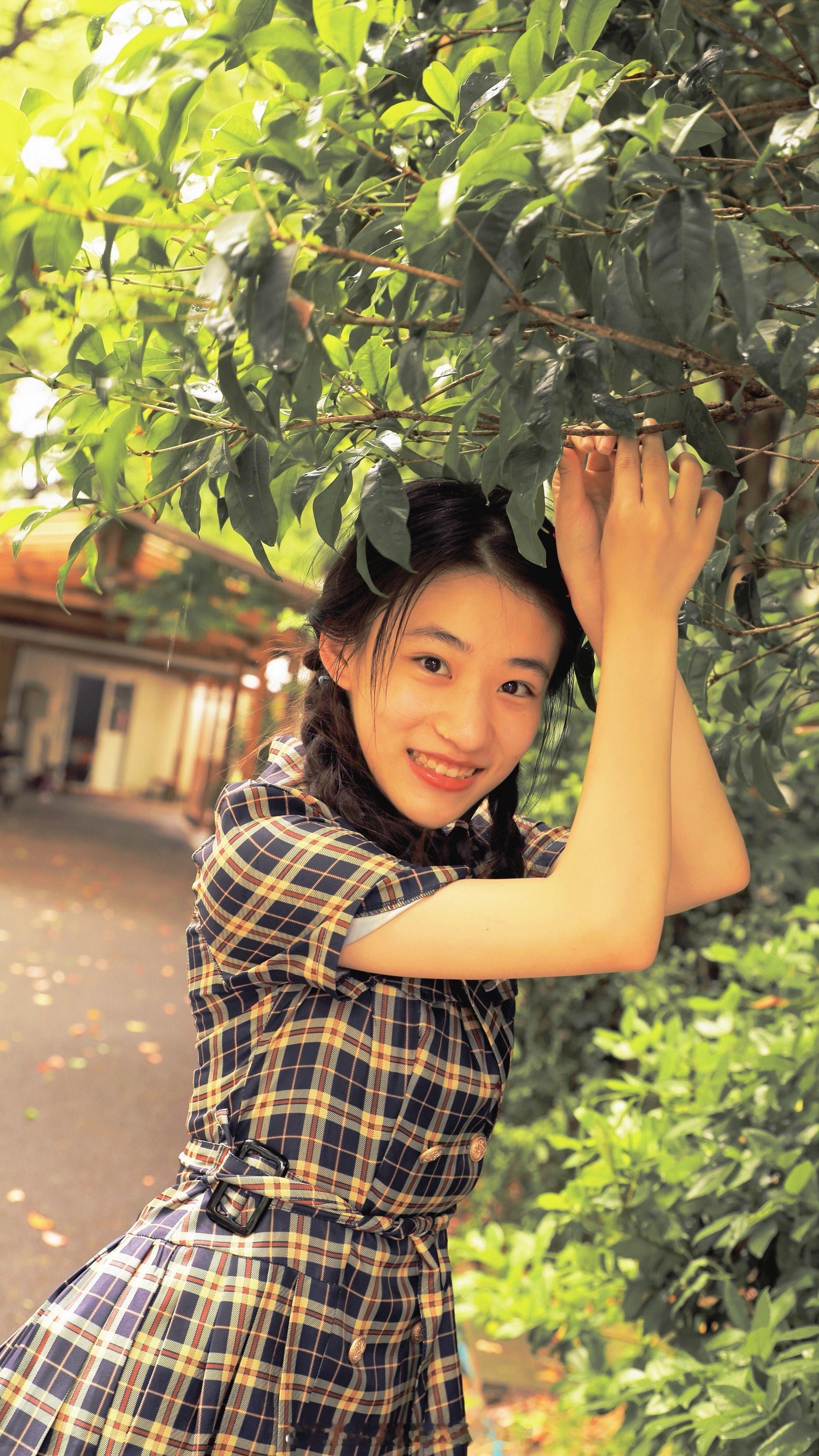 美女校花赵甜鸽，就读于上海戏剧学院附属戏曲学校[比心]​​​