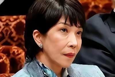 高市早苗，将成为日本有史以来最大罪人，她毁了日本几代人换来的巨大成果。她上台才半