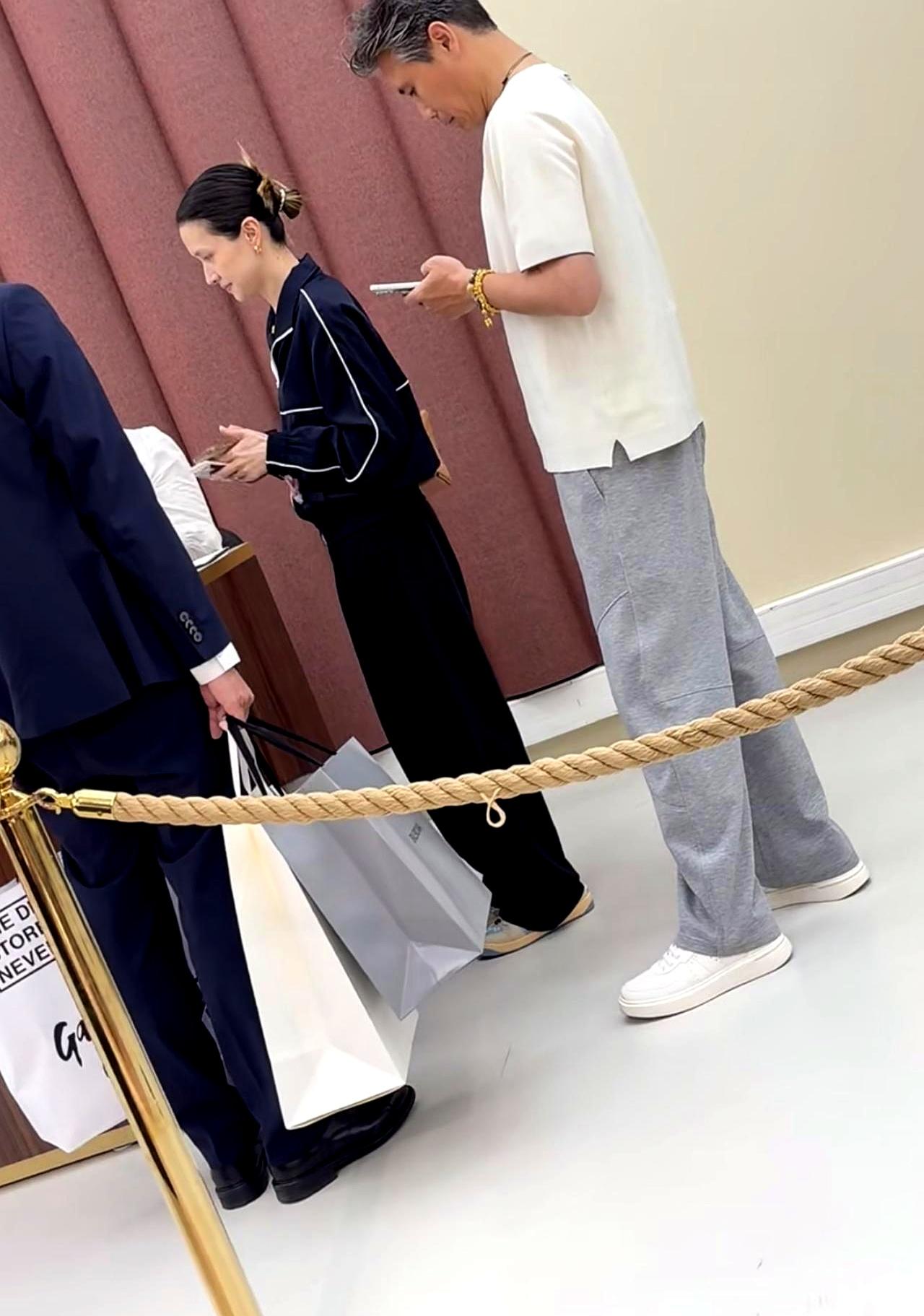 一个男人能有多顾家？李乃文这回又把“好男人”三个字给焊死了。6月16日，有
