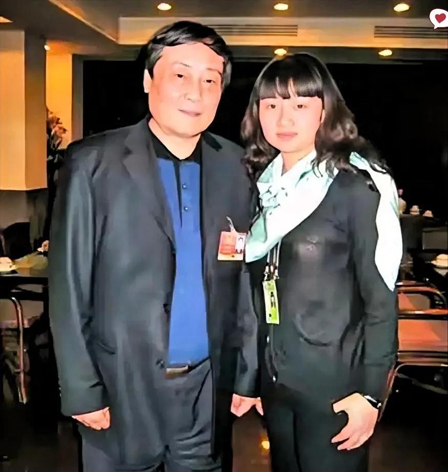 宗庆后真是太糊涂了！原配施幼珍，这么好的一个女人。宗庆后原配施幼珍，为了顾全