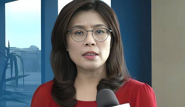 手握哨子不如手握选票！郑丽文想"吹黑哨"上位？选民：你先问问我的民调答不答应