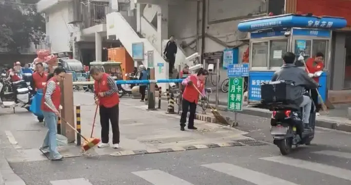 志愿清洁行动：守护警所环境 传递奉献精神