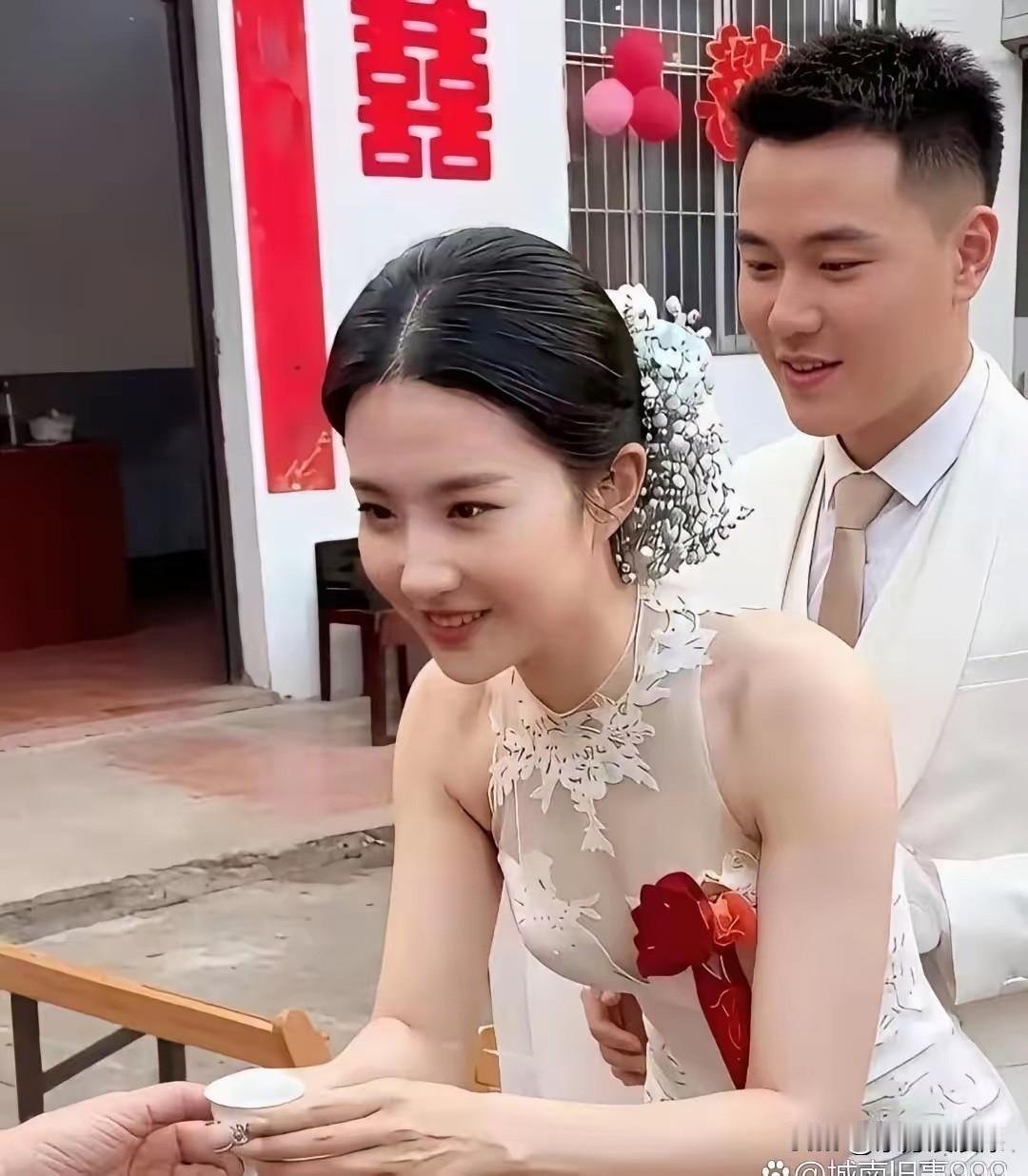 刘亦菲这是在乡下结婚了，还是新娘撞脸刘亦菲？