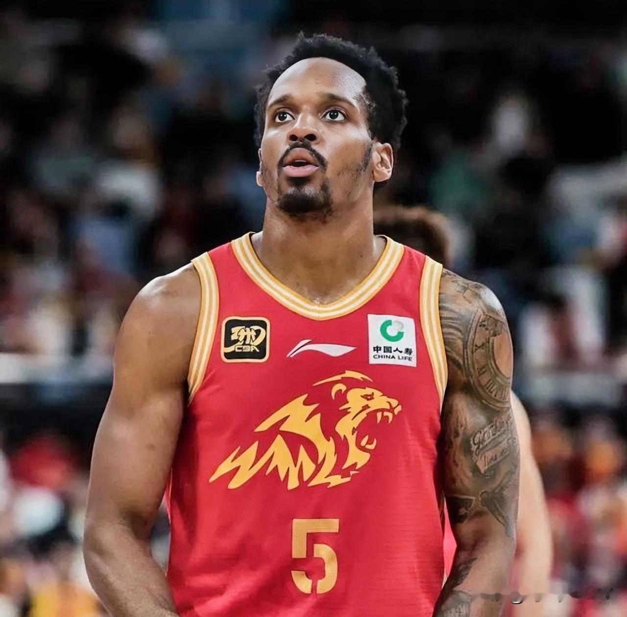 巴里布朗说了句大实话，值得篮协好好思考，他说归化问题有过几次沟通，但没有实