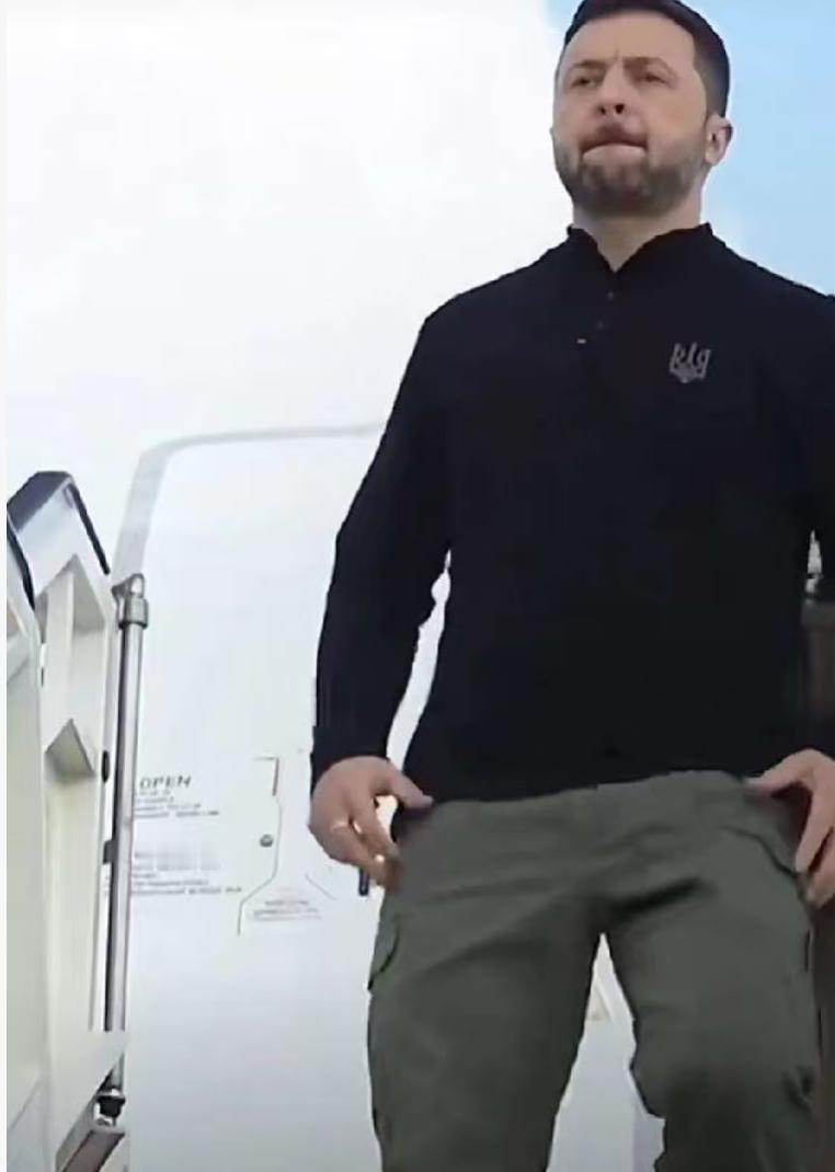 直到现在，泽连斯基还想不明白，依然认为俄罗斯要的是土地！ 说白了，俄罗斯真的