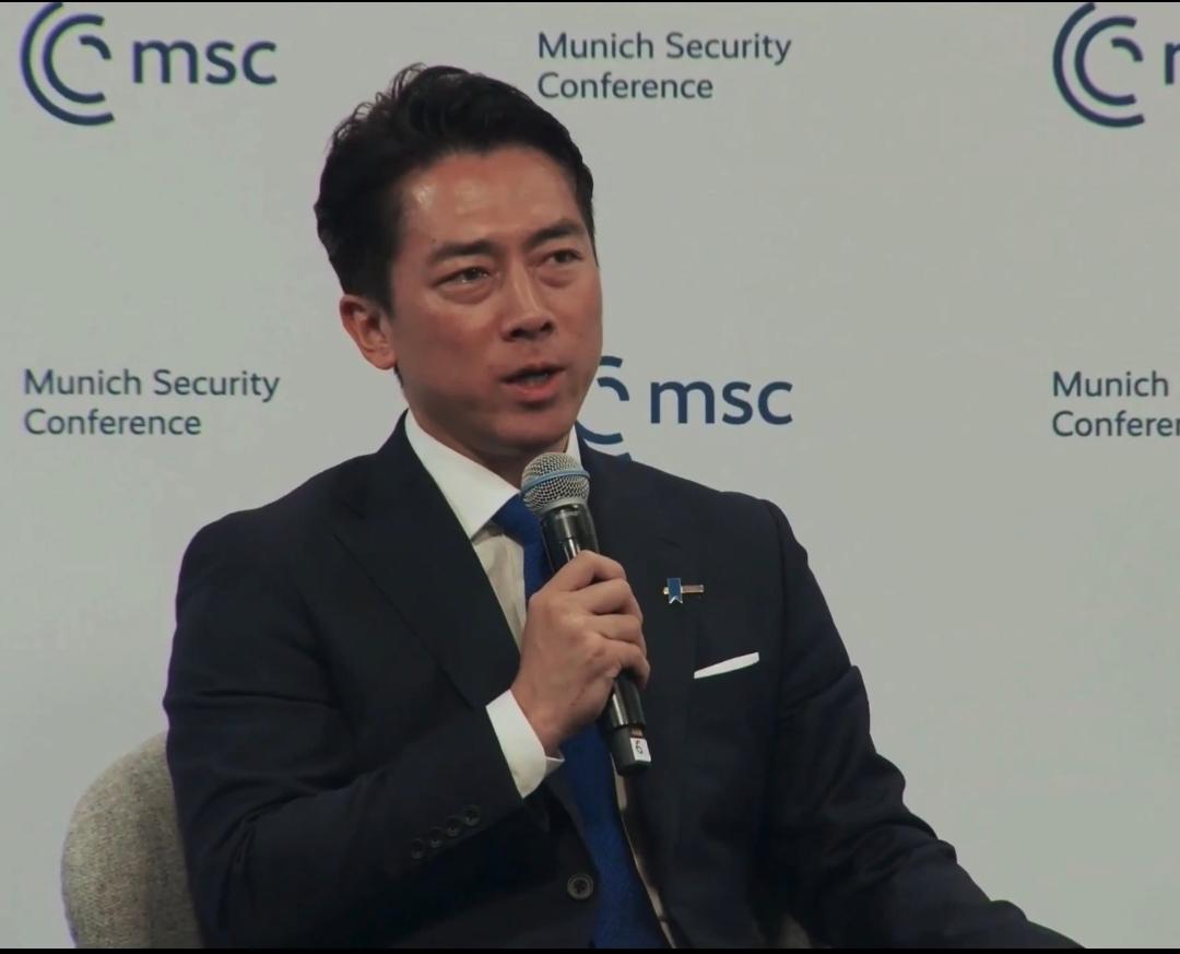 2月15号，日本防卫大臣小泉进次郎在德国慕尼黑开安全会议，当着全世界的面说了这么