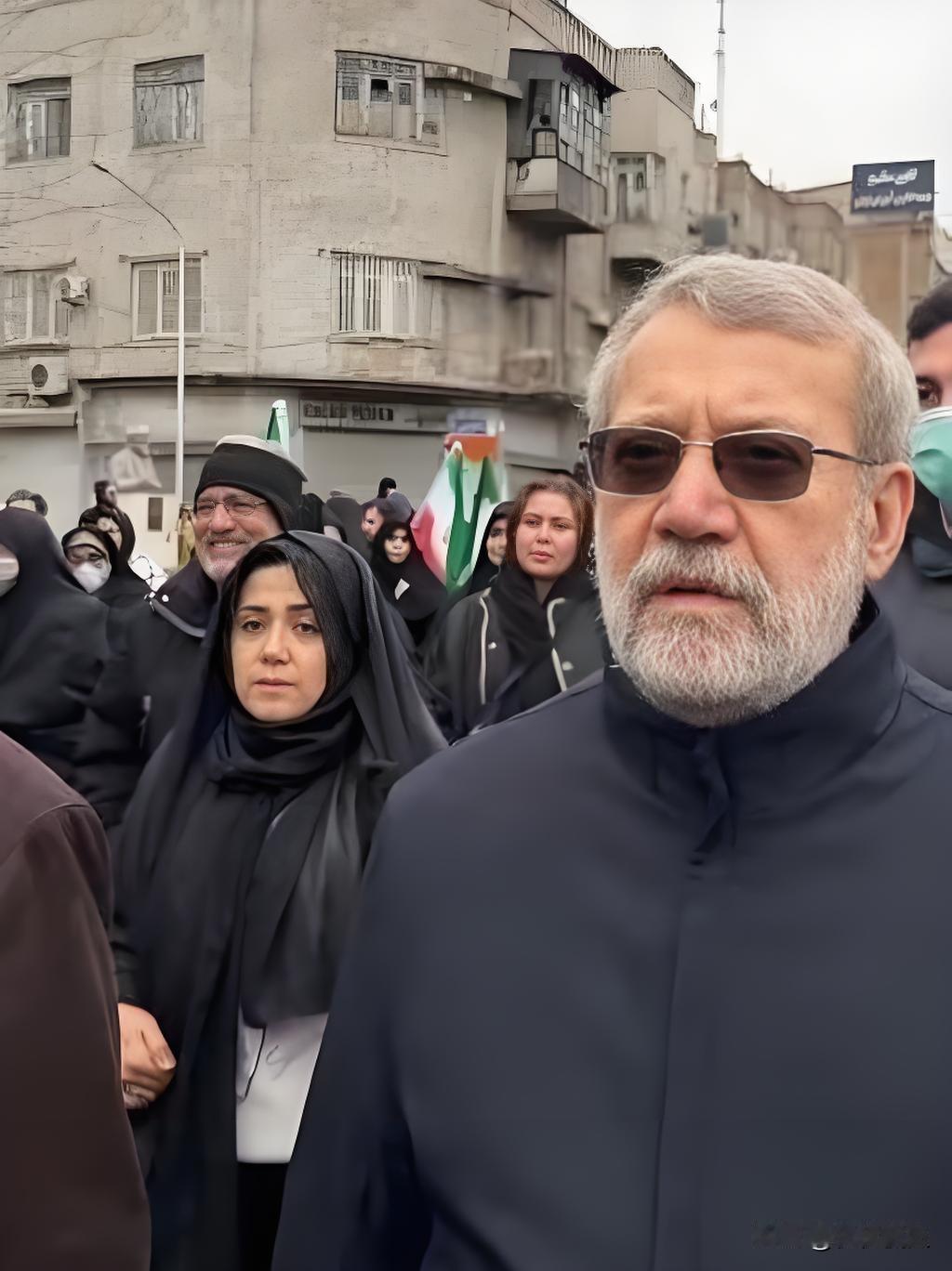 3月17日的一场巨变，彻底撕开了中东残酷的底色。​拉里贾尼谢幕了。和那位哈梅