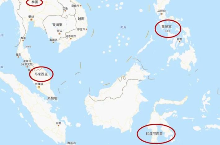 越南这次是把两条腿都用上了——一边加码和中国的产业绑定，一边在纽约向美国拍胸脯保