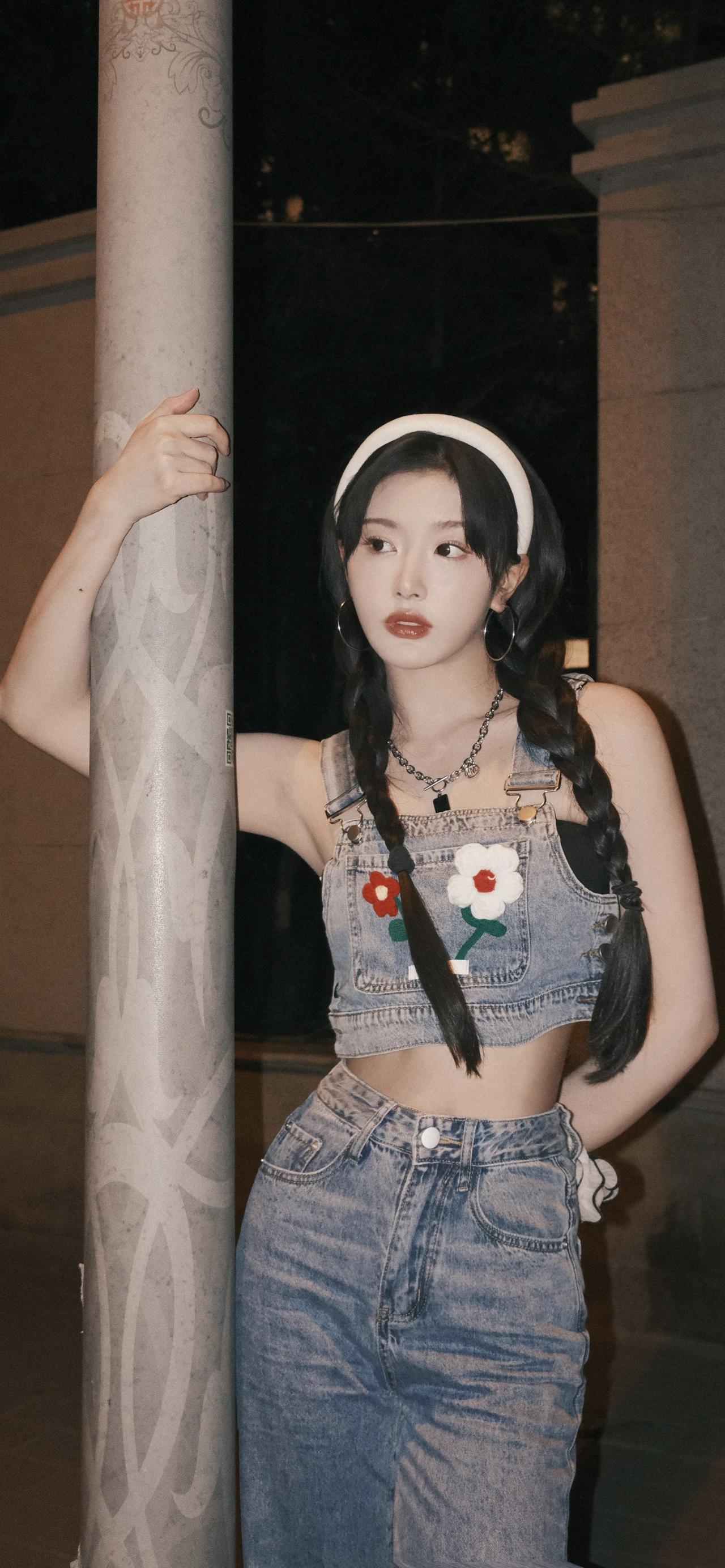 美女壁纸-第5940期-孔雪儿