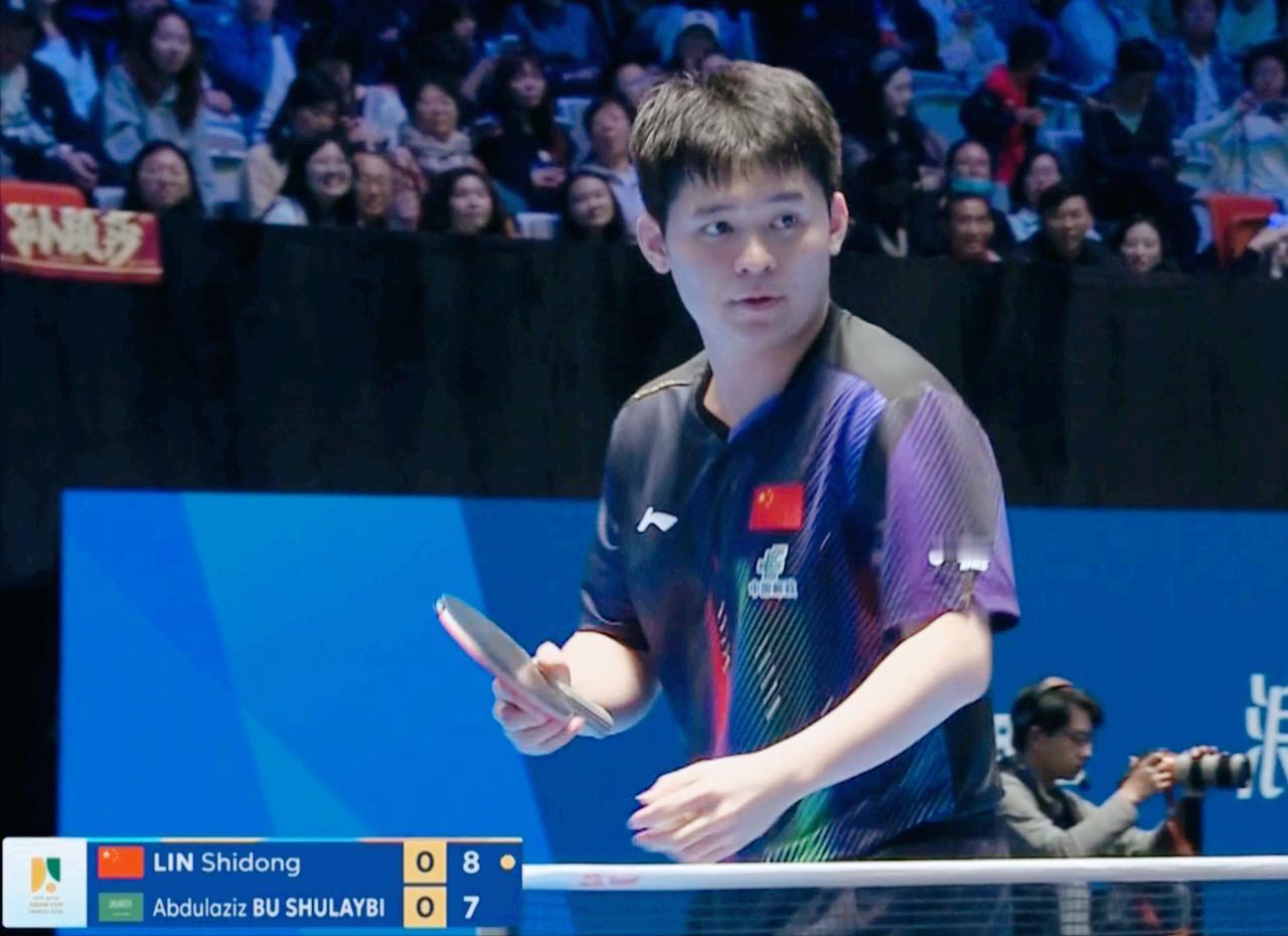 被侯英超笑死了！说林诗栋的对手名字太长了，不念了，哈哈我称他为舒莱比吧。