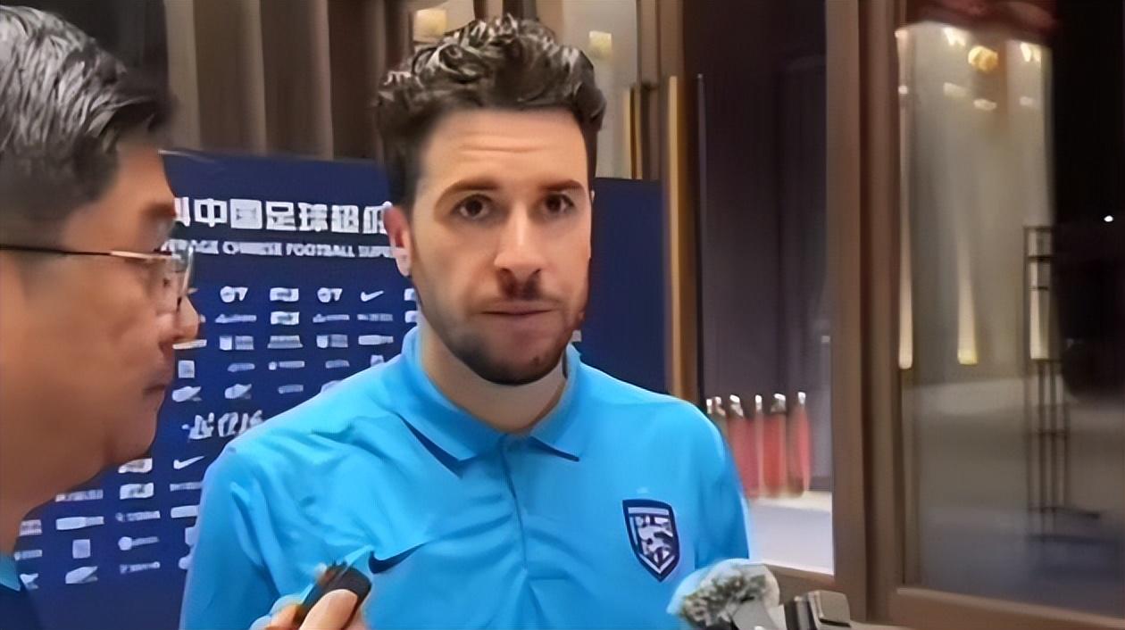 武汉三镇如果本赛季从中超降级，成都蓉城可以考虑提前引进三镇这位大牌外援，他两个特