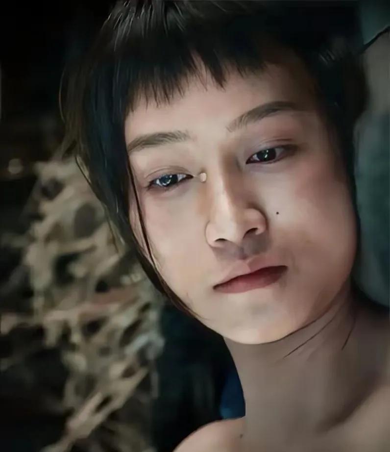 追剧《生万物》，这天牛庙村真是庙小妖怪多呢，前天睌上的剧情是枪林弹雨，昨天晚上又