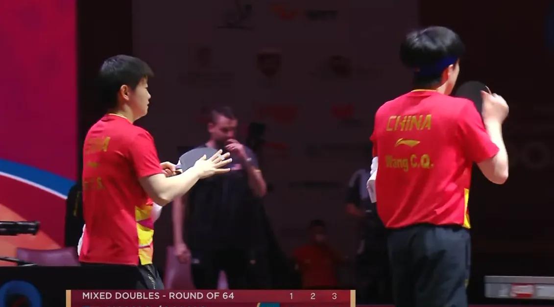 5.18多哈直播现场，莎头组合3:0赢了。23分钟结束战斗第一局,莎头还没适