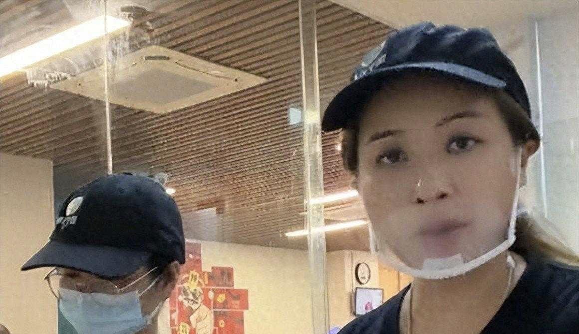 昔日港姐变身云吞老板娘，麦家琪坦然面对逝去婚姻曾是聚光灯下的风光港姐，如今系上