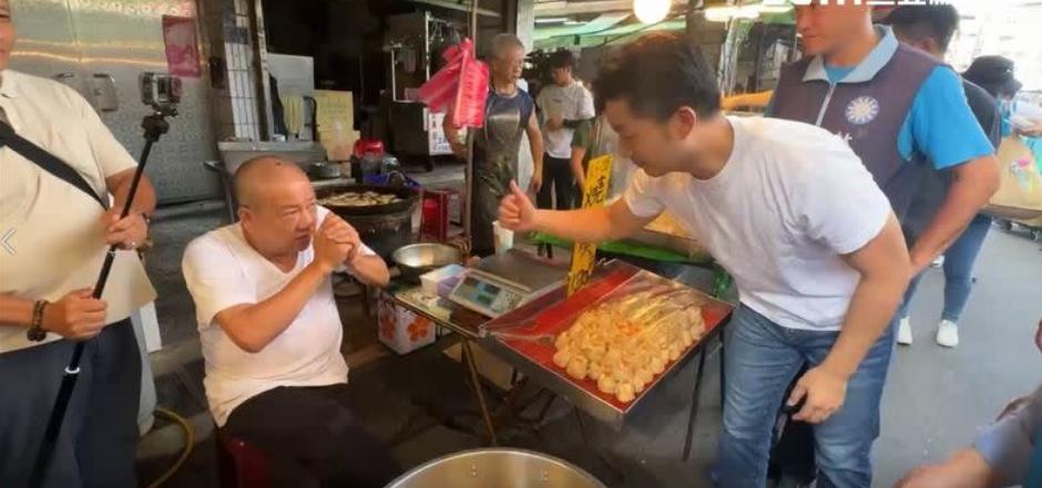 尴尬！蒋万安基隆陪林沛祥反罢免里长拒握手台北市长蒋万安今天（23日）下午到