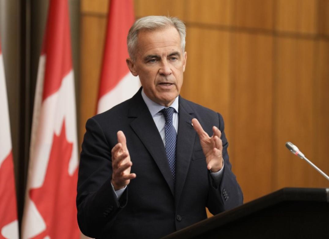 “只要接通电话，中国电车就会监听你！”1月19日，加拿大安大略省省长福特、对华鹰