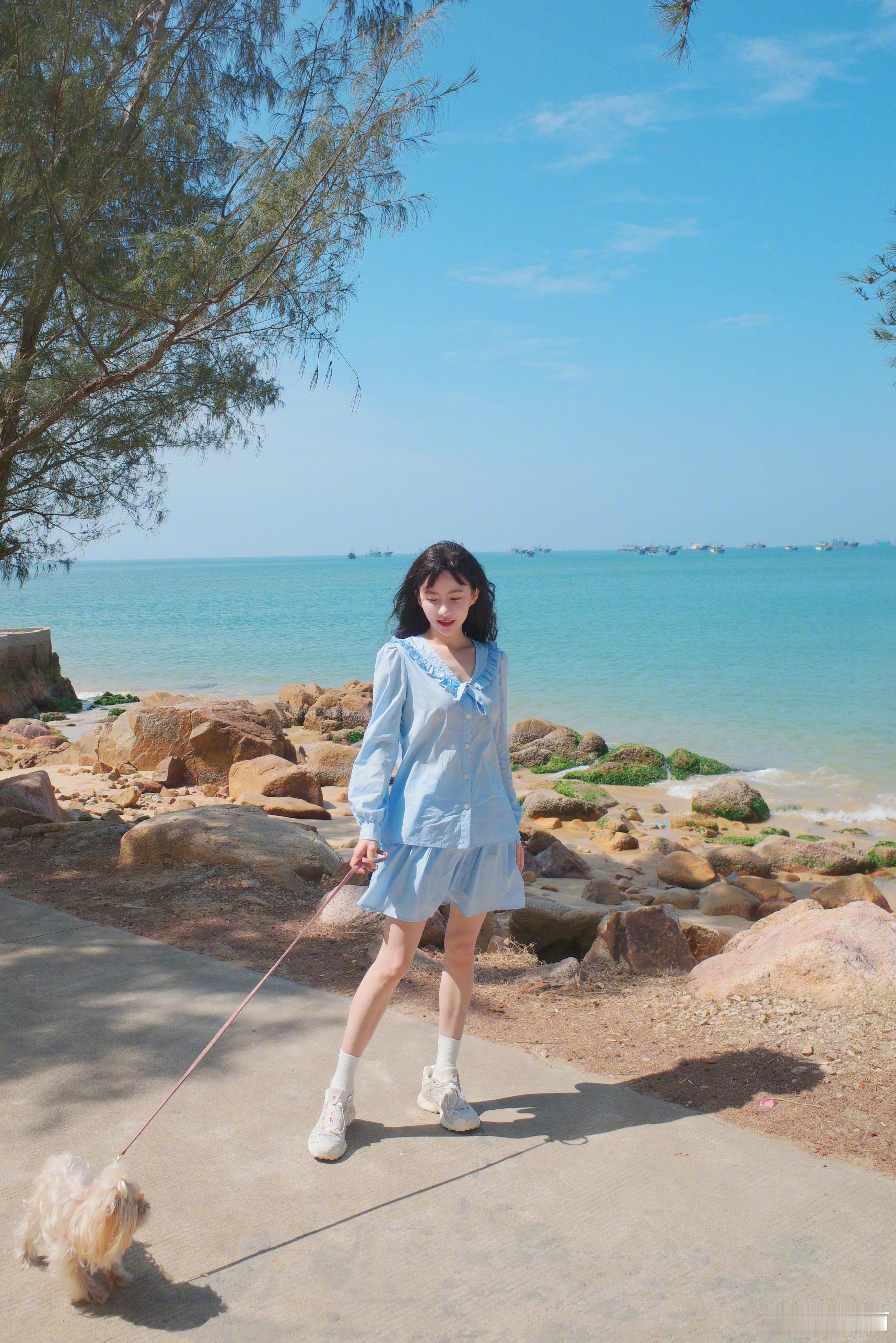 清纯美丽，脚脚好嫩